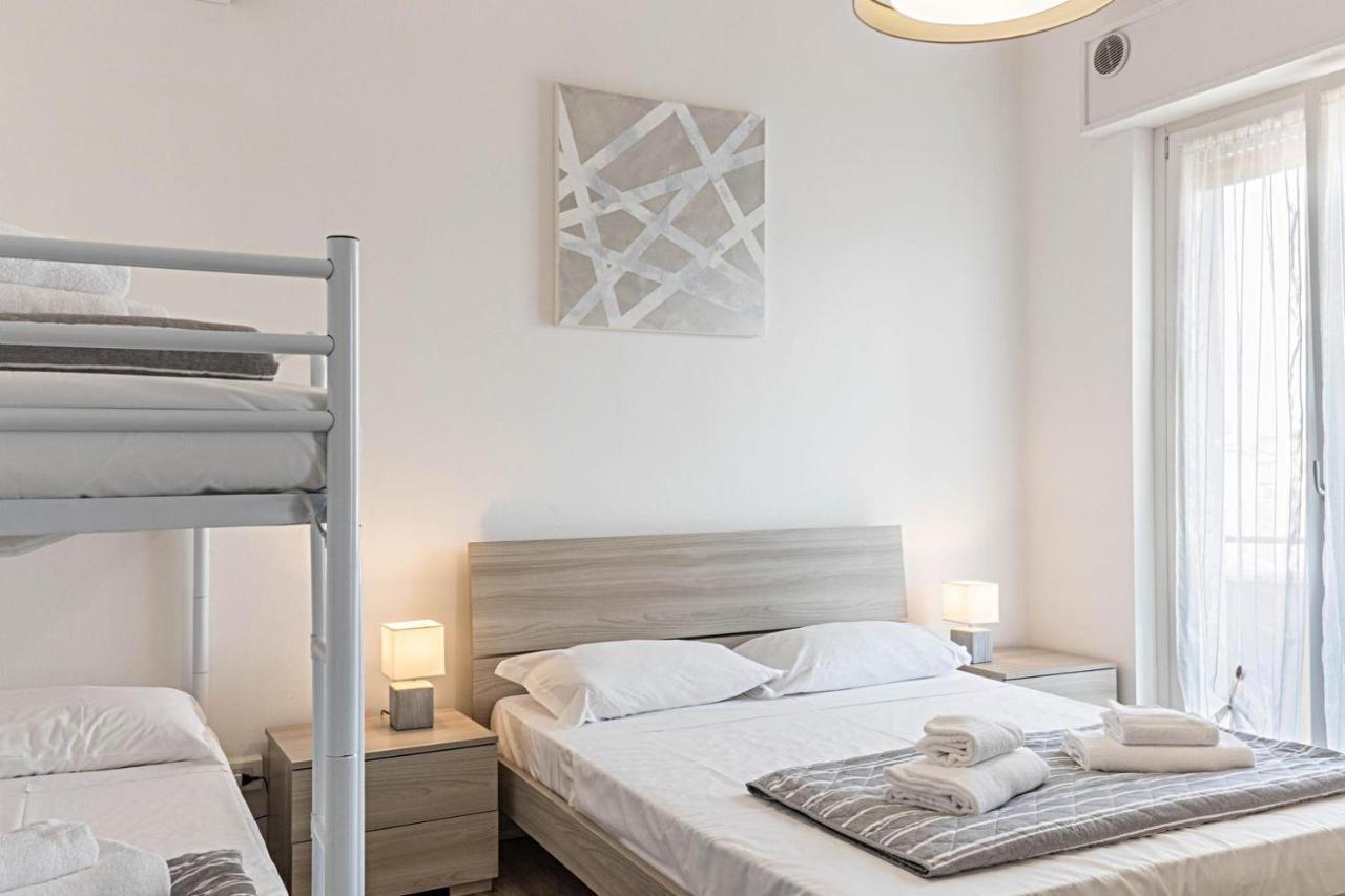 Apartamento La Terrazza Peschiera del Garda Exterior foto