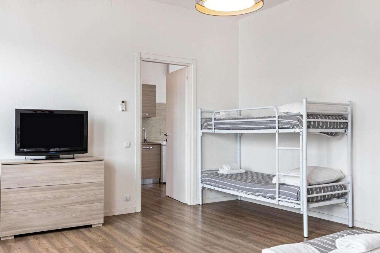 Apartamento La Terrazza Peschiera del Garda Exterior foto