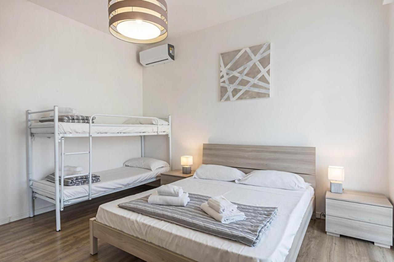Apartamento La Terrazza Peschiera del Garda Exterior foto